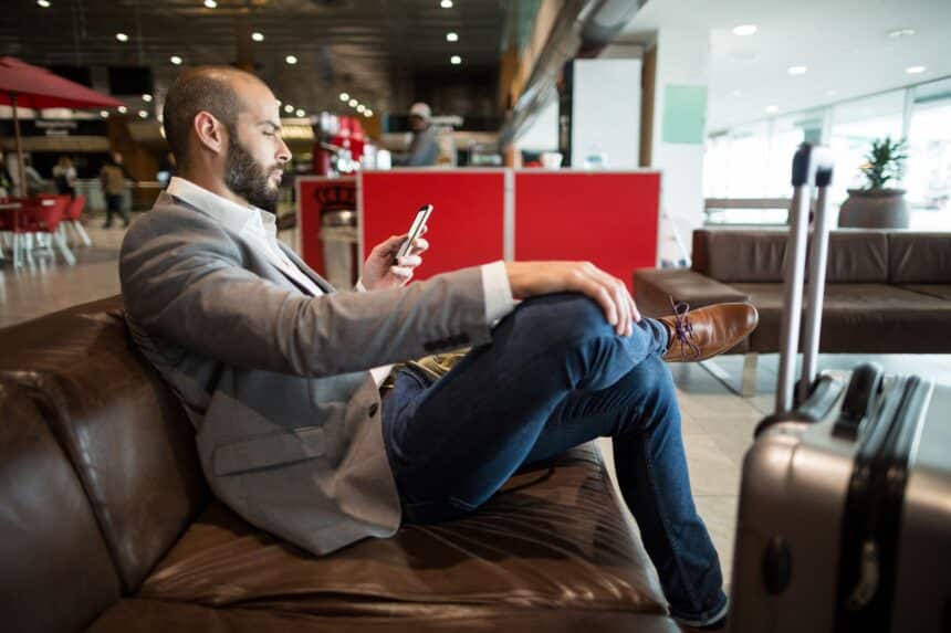 Delta Flight DL275 Diverted to LAX