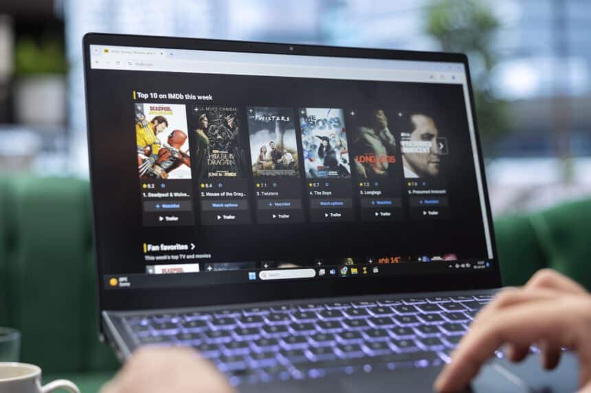 Plutoscreen.com